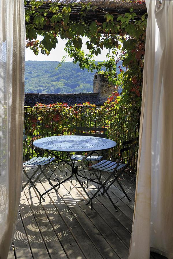 Gite De La Cascade Salles-la-Source Exterior photo